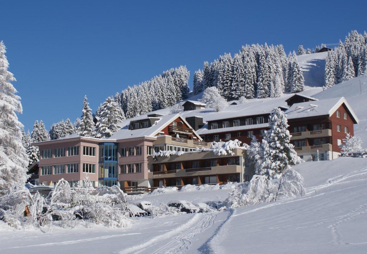 Ferien- Und Familienhotel Alpina Адельбоден Екстер'єр фото